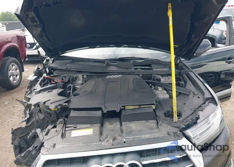 2017 Audi Q7 2.0T Premium z USA, uszkodzony, nr VIN WA1LHAF75HD045305